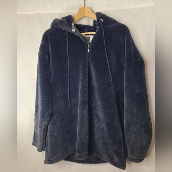 Victorias secret PINK plush black pullover sweater- Size medium womens - Picture 1 of 6